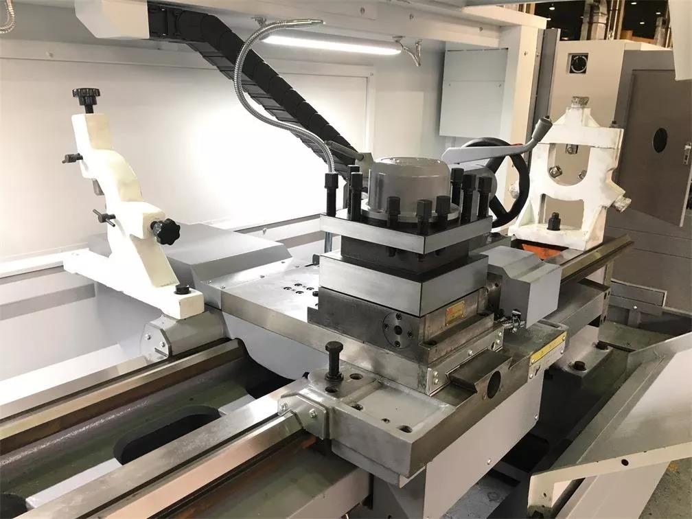 車(chē)床中心架和跟刀架